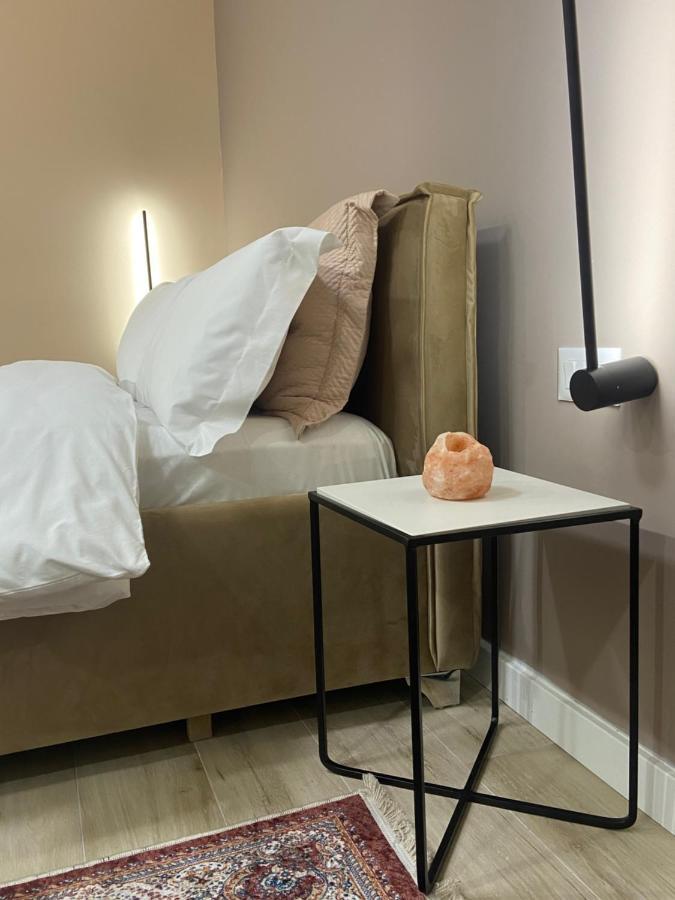 Smart Home , Lovely Apartment In Тирана Екстер'єр фото