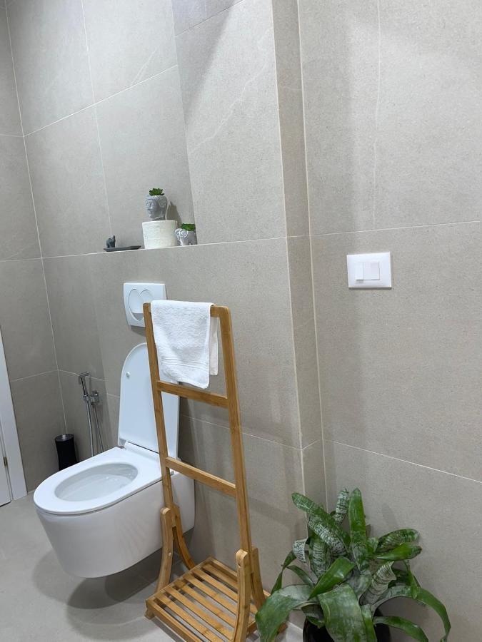 Smart Home , Lovely Apartment In Тирана Екстер'єр фото
